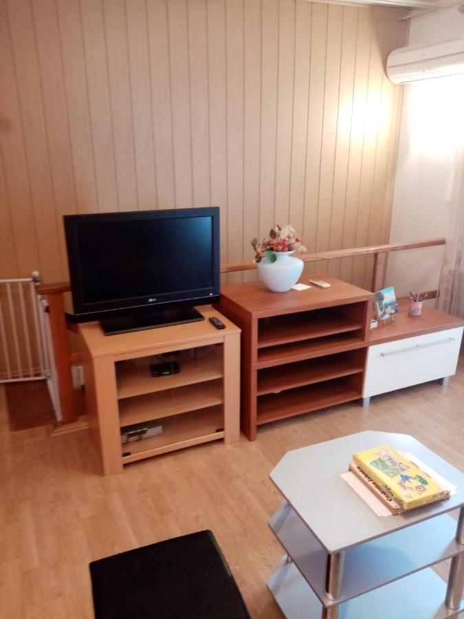 Apartman Loreta Pula Buitenkant foto