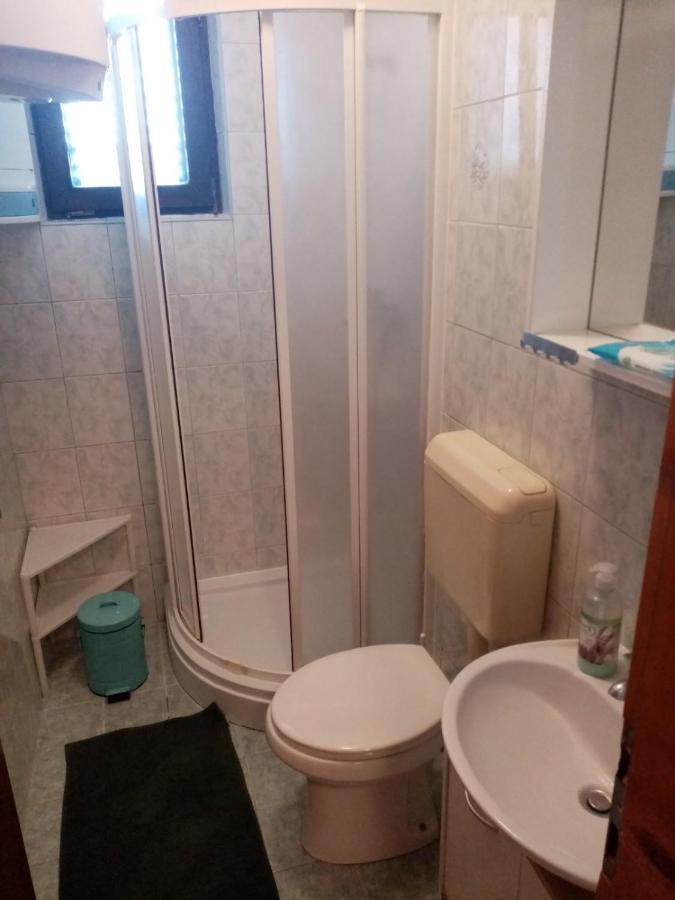 Apartman Loreta Pula Buitenkant foto
